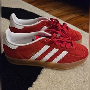 ADIDAS GAZELLE INDOOR SNEAKER SZ 4.5Y/5.5W